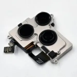 CAMARA TRASERA IPHONE 17 PRO