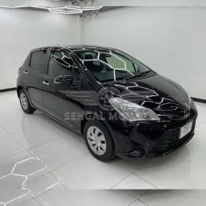 Toyota vitz F 1.0 2018