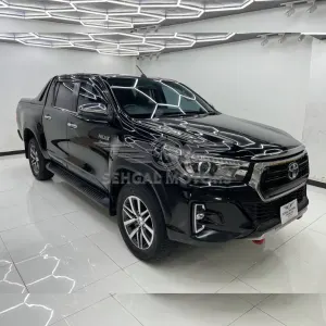 Toyota Hilux Revo V Automatic 2.8 2019