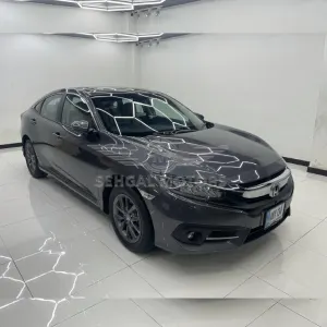 Honda Civic  Oriel 1.8 i-VTEC CVT 2020