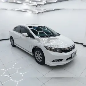 Honda Civic  Oriel 1.8 i-VTEC CVT 2013