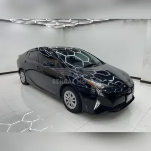Toyota prius S Touring 2018