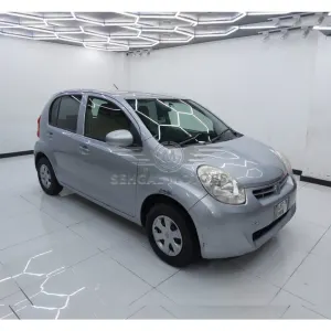 Toyota passo X 1.0 2011