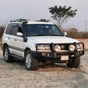 Toyota Land Cruiser FJ100 Air Press With Chrome Model 1998-2007